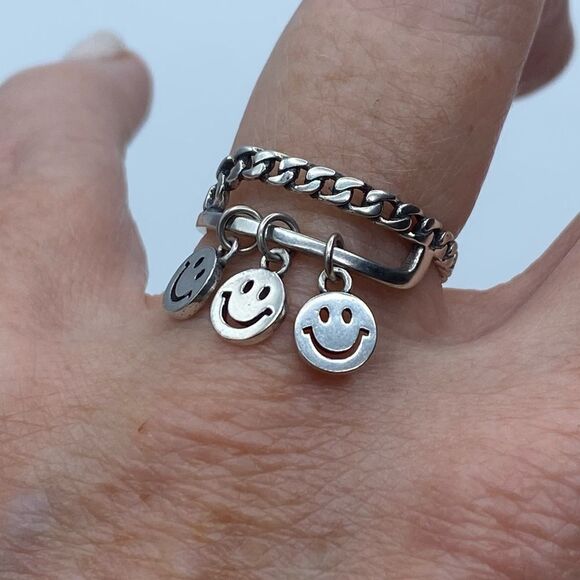 Sterling Smile Charm Ring 925 Silver - Picture 1 of 5